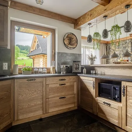 Gawra - Dom Premium Dla 16 Osob Lub 2 ,sauna, Jacuzzi, Apartman