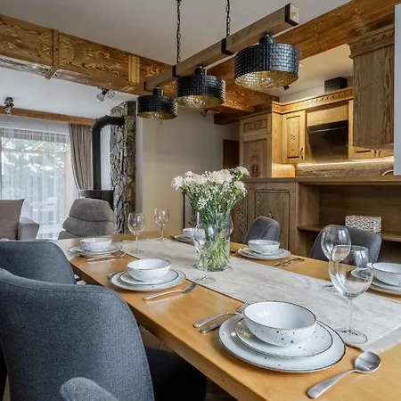 Gawra - Dom Premium Dla 16 Osob Lub 2 Apartamenty ,Sauna, Jacuzzi, Bukowina Tatrzanska Apartmán Czarna Góra